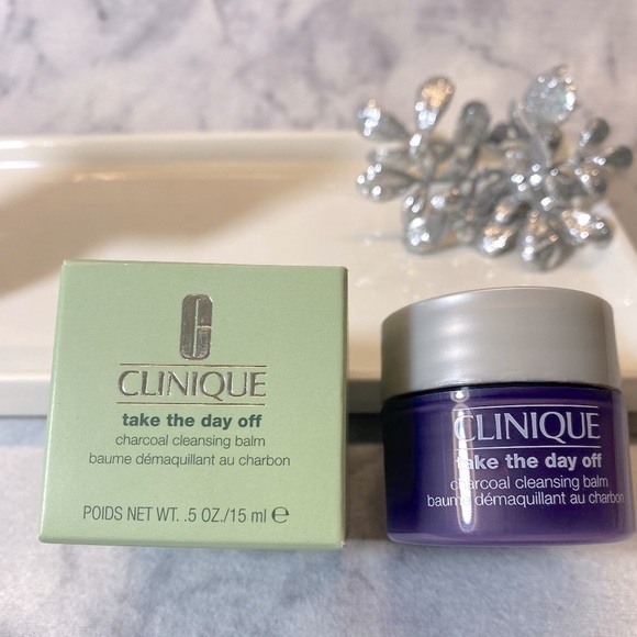 Clinique Take The Day Off Charcoal Cleansing Balm, NEW - Full Size 0.5 oz/15 ml - Picture 3 of 14